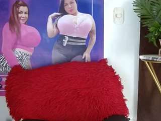 wonderfulltitys-mia webcam model stream image
