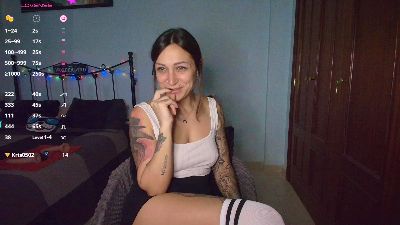 _AliceWonder_ webcam model stream image