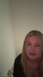 Coquineblondefr webcam model stream image