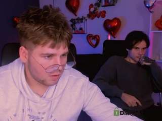 michael-strong webcam camsoda model stream image