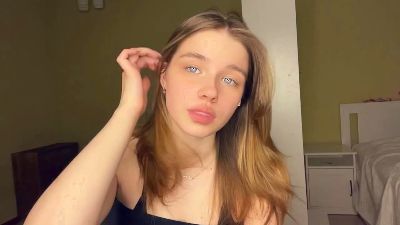 LindseyWatah webcam model stream image