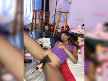 Mocha17 webcam model stream image