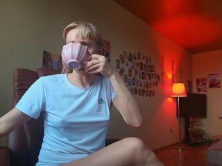 Miss Miracle webcam model stream image