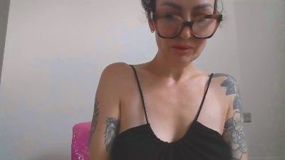 RoxyLaneMedia webcam model stream image