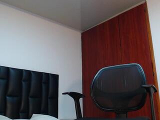 Harley Moore webcam model stream image