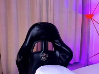 zoeferdi webcam model stream image