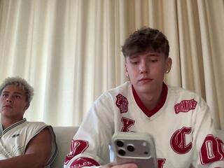 Matthew & Spencer webcam model stream image