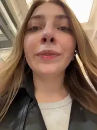 Sunny___Bunny webcam stripchat model stream image