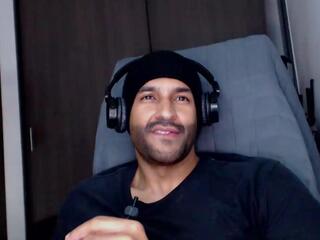 Ralf E webcam model stream image