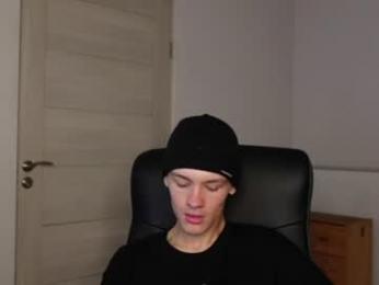 chris_holt webcam model stream image