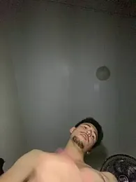 walaffeee webcam model stream image