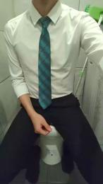 suitdogLsheers webcam model stream image