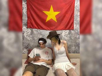 AlexaAndAdam webcam model stream image
