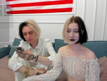 VeryRareTwix webcam model stream image