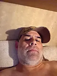 DeeBestEver webcam model stream image