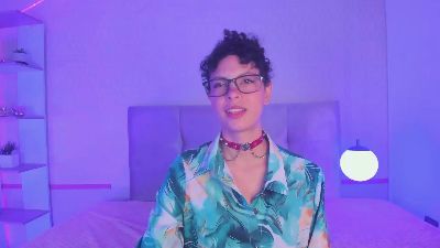 AliceMadnes webcam model stream image