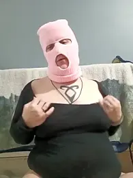 LolaXXDreams webcam model stream image