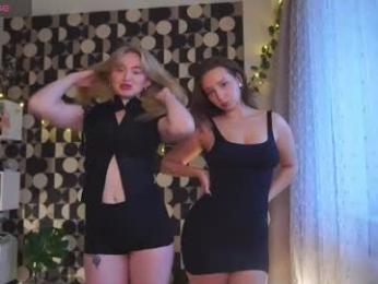 charming_daisy webcam model stream image