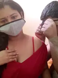 IND_COUPLE1 webcam model stream image