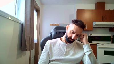 SunnyJames webcam model stream image