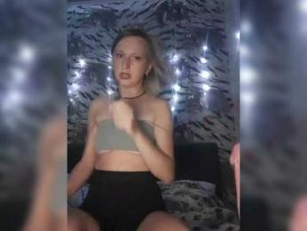 Ella-Mary webcam model stream image