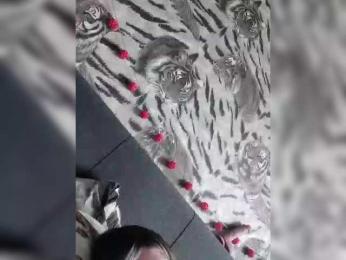 Ella-Mary webcam model stream image