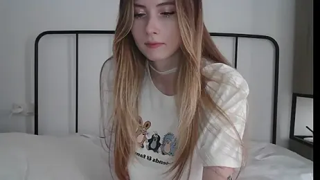 ErikaShyy webcam stripchat model stream image