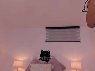 06adharawalton webcam camsoda model stream image