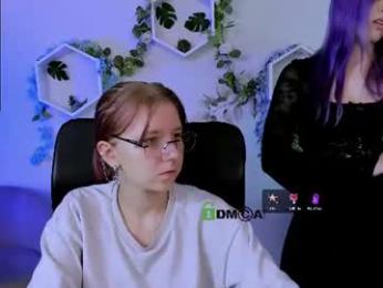gloria_bubble webcam model stream image