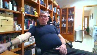 quique185bcn webcam cam4 model stream image