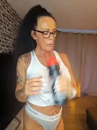 Misses-Cougar webcam model stream image