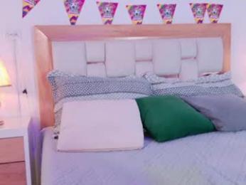 missjuliaa_ webcam model stream image