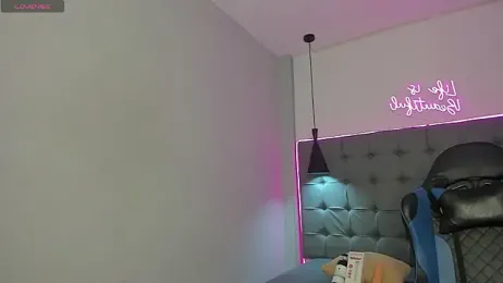 scarletcherry18 webcam model stream image