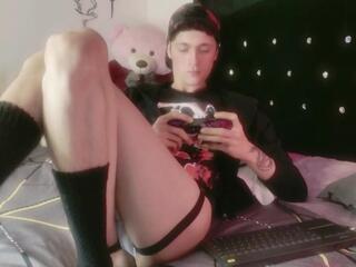 Tyler Thin webcam model stream image