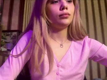 KittyMila webcam model stream image