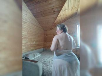 MilenaVelvet webcam bongacams model stream image