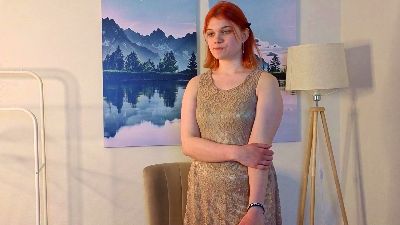 RenaHussian webcam cam4 model stream image