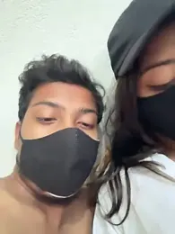 Nidhi747 webcam model stream image