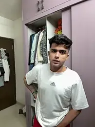 Yashhhh_69 webcam model stream image