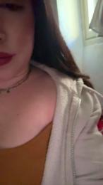 DarkCherry_ webcam model stream image