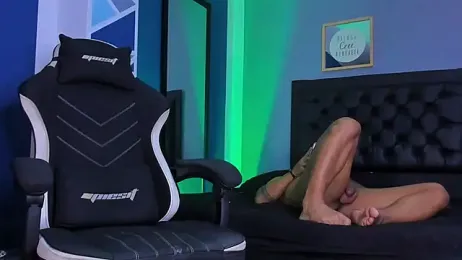 alex_oficial webcam model stream image