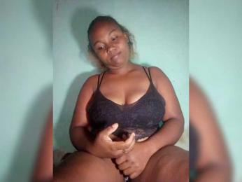 Joenah03 webcam model stream image