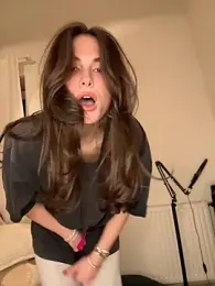 SophiiaStarr webcam model stream image