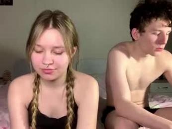 floracouple webcam model stream image