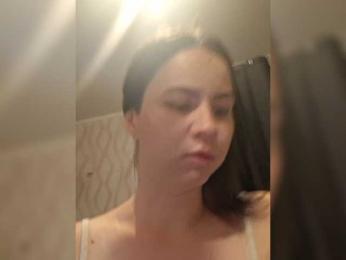 Evelina130399 webcam model stream image