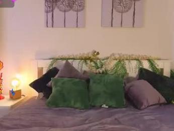 oliviabr0wn webcam model stream image