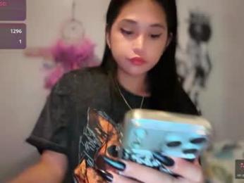 gwynmylove webcam chaturbate model stream image