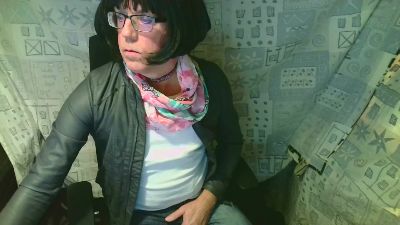 DWT_Svenja webcam model stream image
