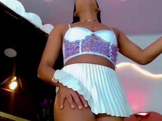 carolinna-doll webcam model stream image
