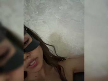 Azia_love_ webcam bongacams model stream image